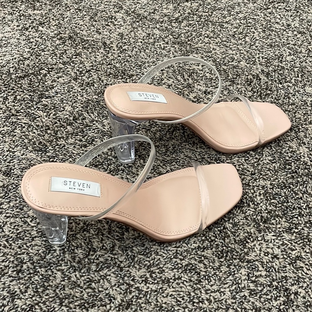 Steven New York nude heels